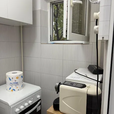 Garsoniera Apartman *