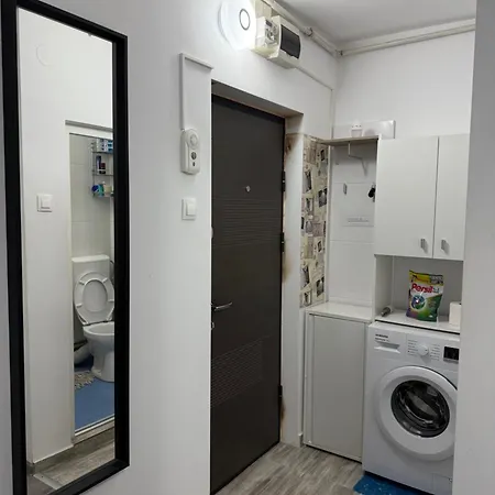Garsoniera Apartman *